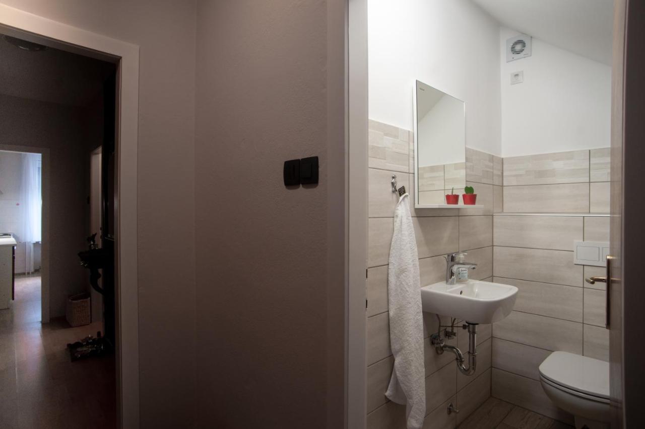 Apartma Ajda Zelezniki Esterno foto